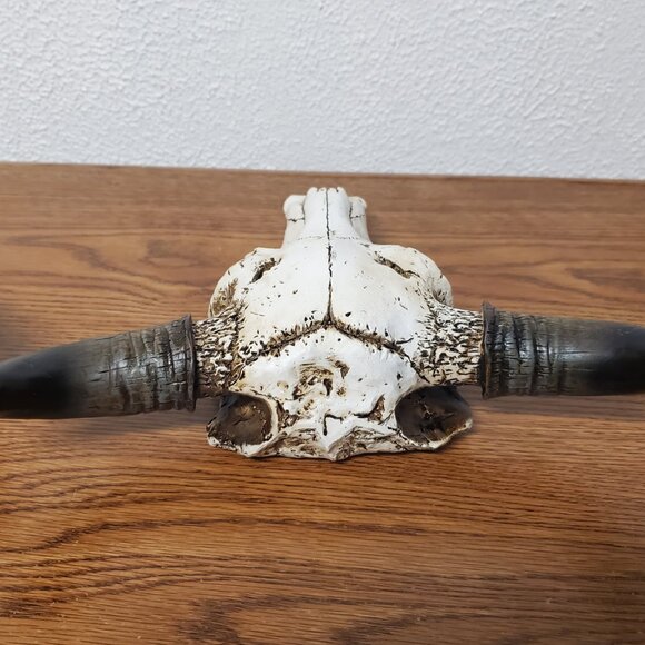 Home Decor Han Painted Southwest Bull Skull Wall Hangings - Lot of 2 - Picture 5 of 7